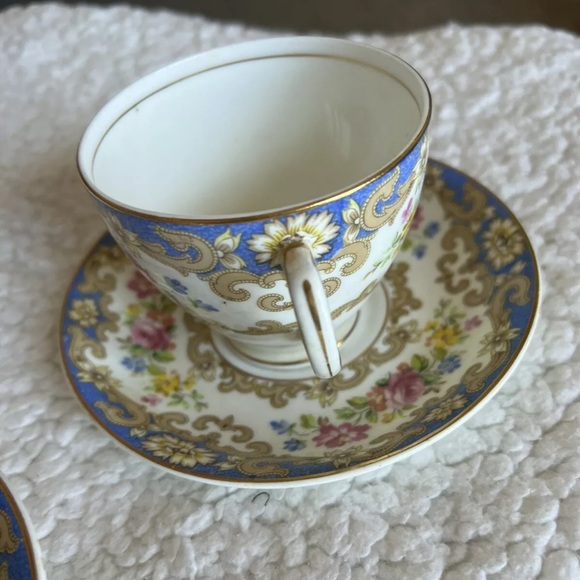 Vintage Old Royal China England Tea Cup & Saucer Set Of 2 EUC - Picture 7 of 12